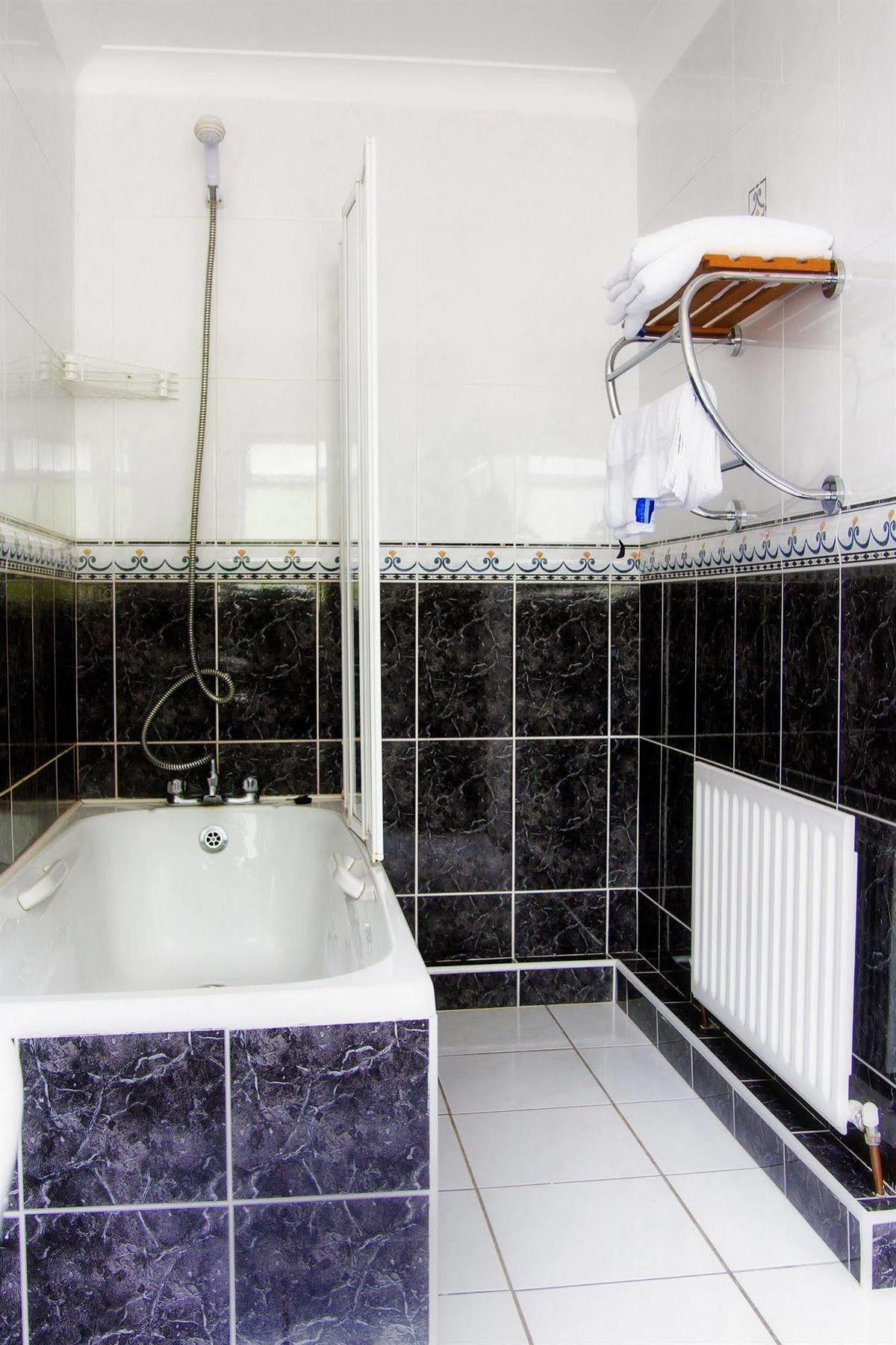 Woodside 4*
